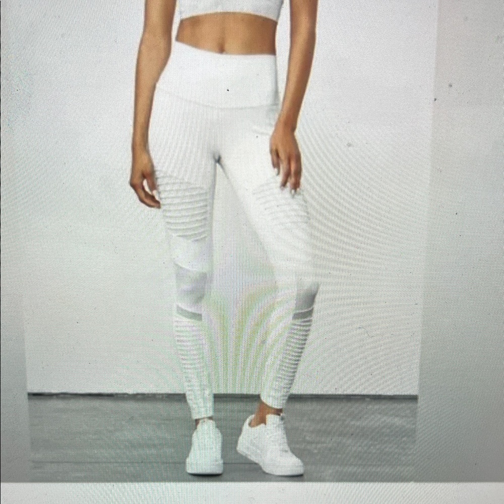 ALO Yoga White High-Rise Leggings